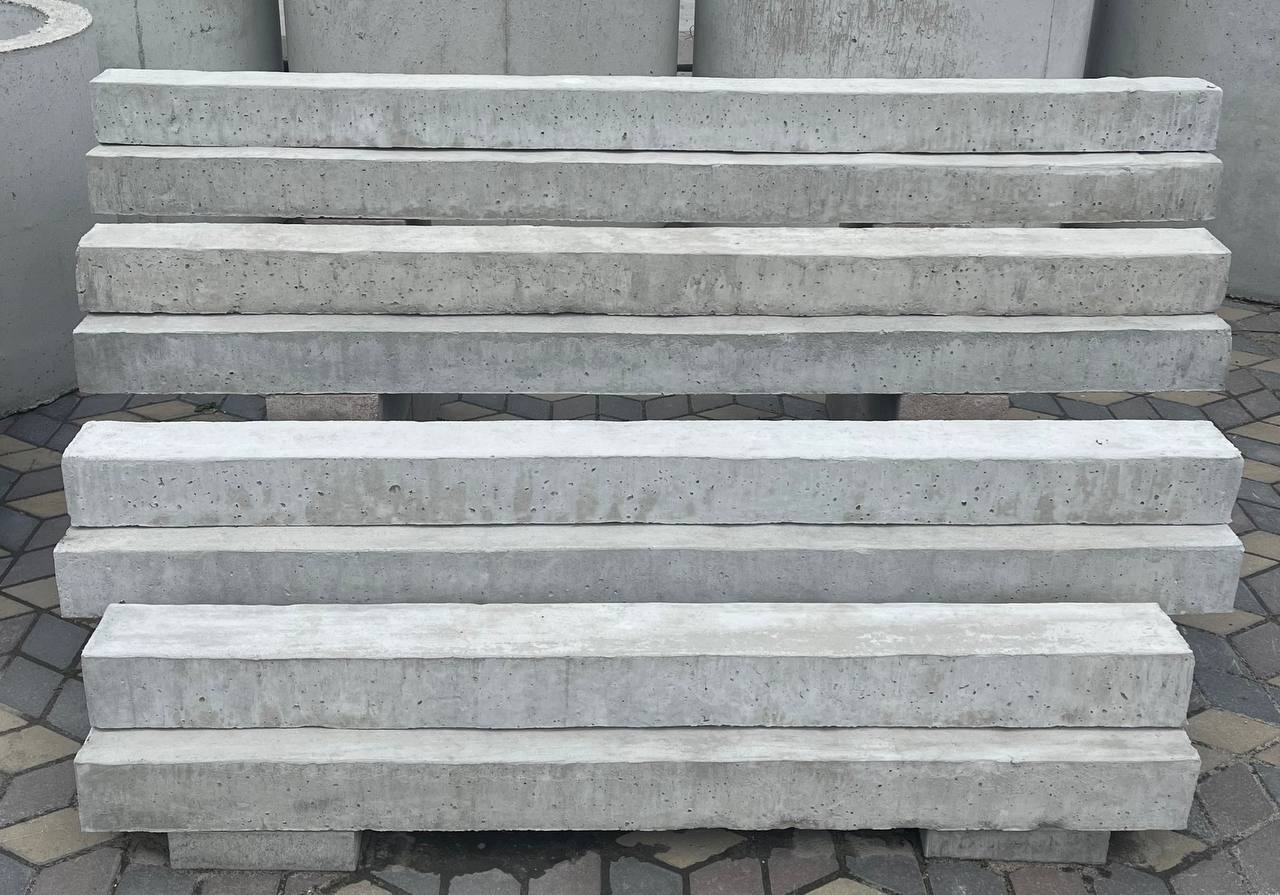 Стовпи під сітку (12*12)